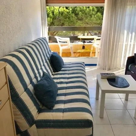 As13647- Dans Avec Piscine Et Climatisation